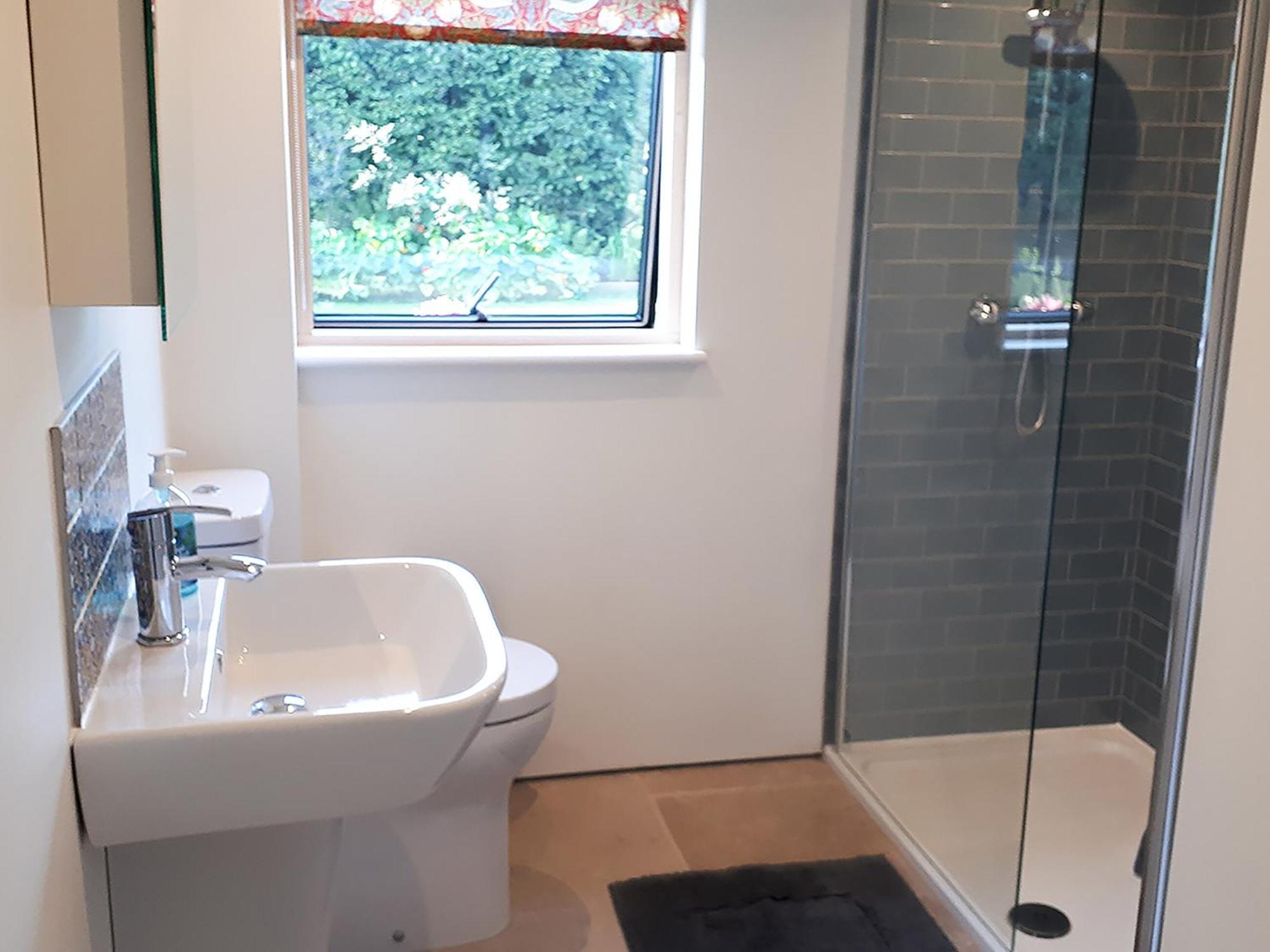 Wrens Nest Villa Chippenham  Buitenkant foto